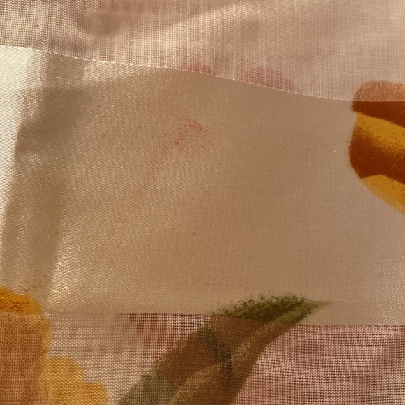 Angelique L Paris Scarf Tulips Red Gold Sheer Strips Gorgeous!🥰🌷 - Picture 7 of 7